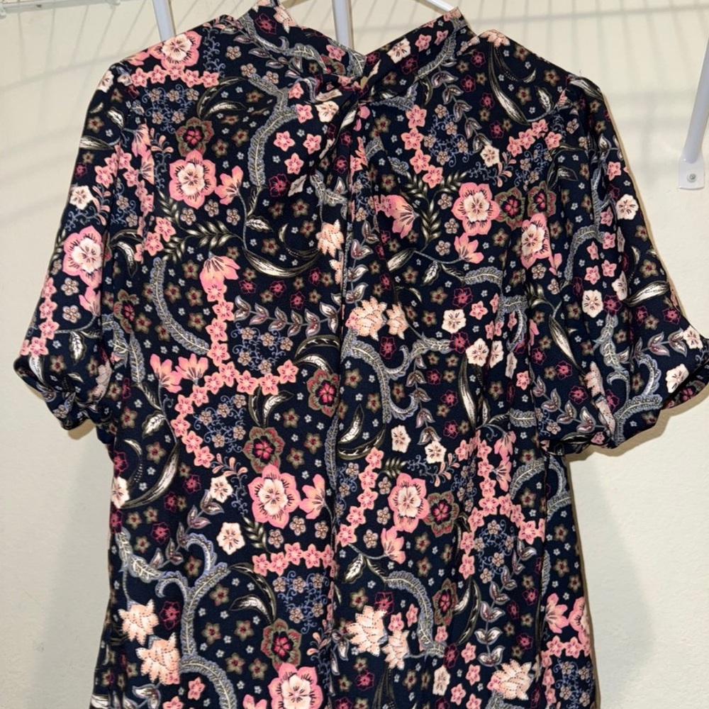 LOFT floral blouse size XLP